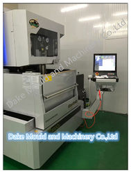 Dake Mould and Machinery  Co.,Ltd. lini produksi pabrik
