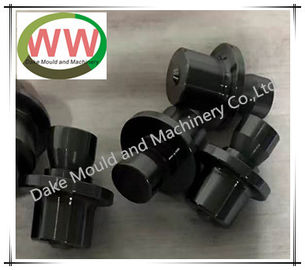 Kualitas permukaan tinggi, hitam, SKD11, baja karbon medium, CNC Precision Turning untuk Die, cetakan dan bagian mesin