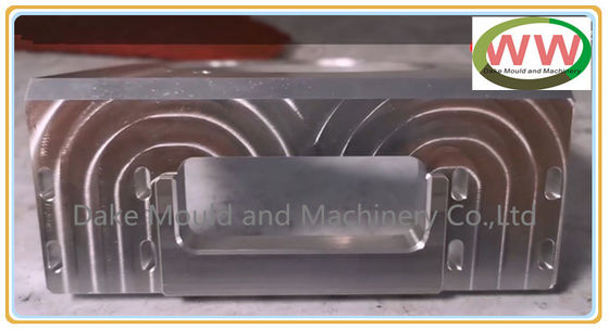 Kualitas permukaan yang tinggi,aluminium,baja paduan,baja tahan karat,pengolahan CNC presisi untuk aksesori mesin